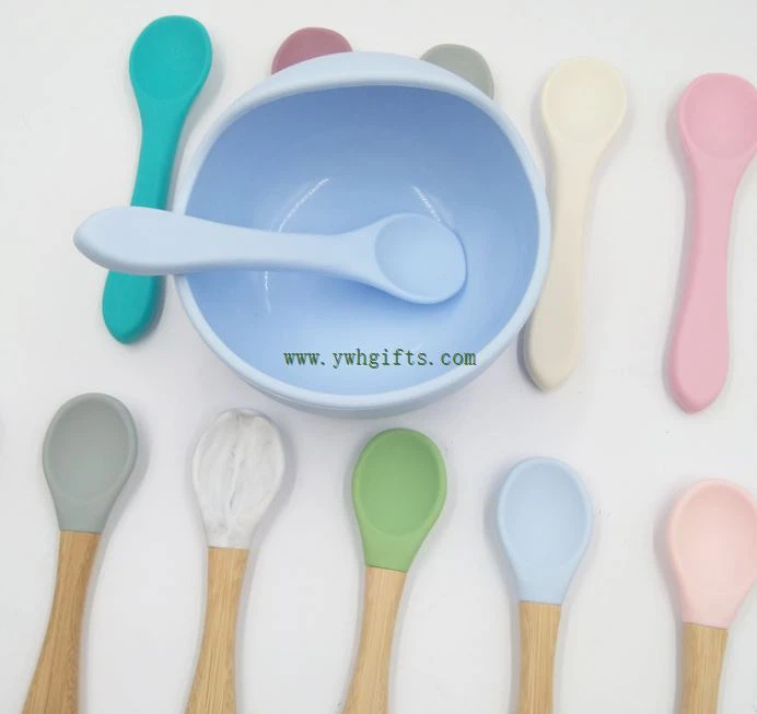 New Child Safety Silicone Baby Feeding Spoon Soup Spoon Wooden Spoon
