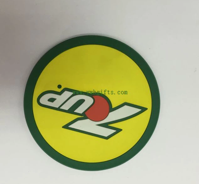 New Design PVC Drink Coaster Retro Drinks Mat Desk Pads